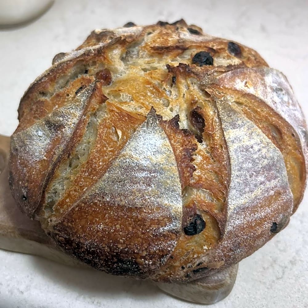 sourdough-cinnamon-raisin-bread